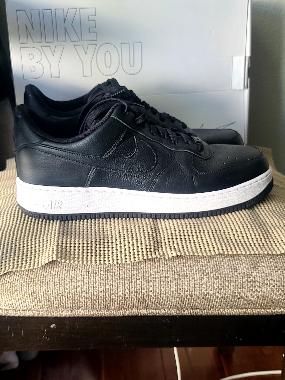 Nike Air Force 1 Low Leather Sneakers - Black/White